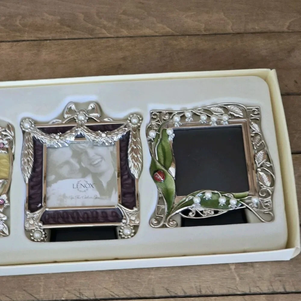 Lenox Picure Frames Vintage Jewel Set of 3 Silverplated Floral Desktop 3x3